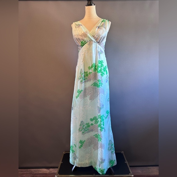 Dresses & Skirts - Vintage Hawaiian Dress Elsie Krassas Waikiki Floral Butterfly Empire Maxi